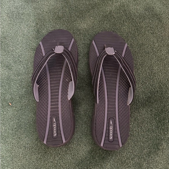 Speedo Women's Black and Gray Sandals - Picture 1 of 3